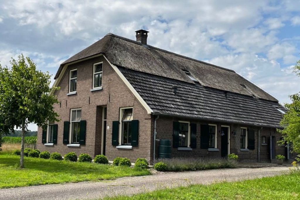 B&B Zonnehoeve Vorden Overijssel huis